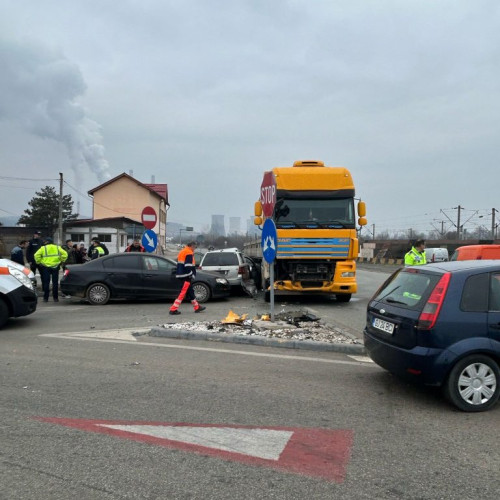 Accident grav la intrarea în orașul Rovinari