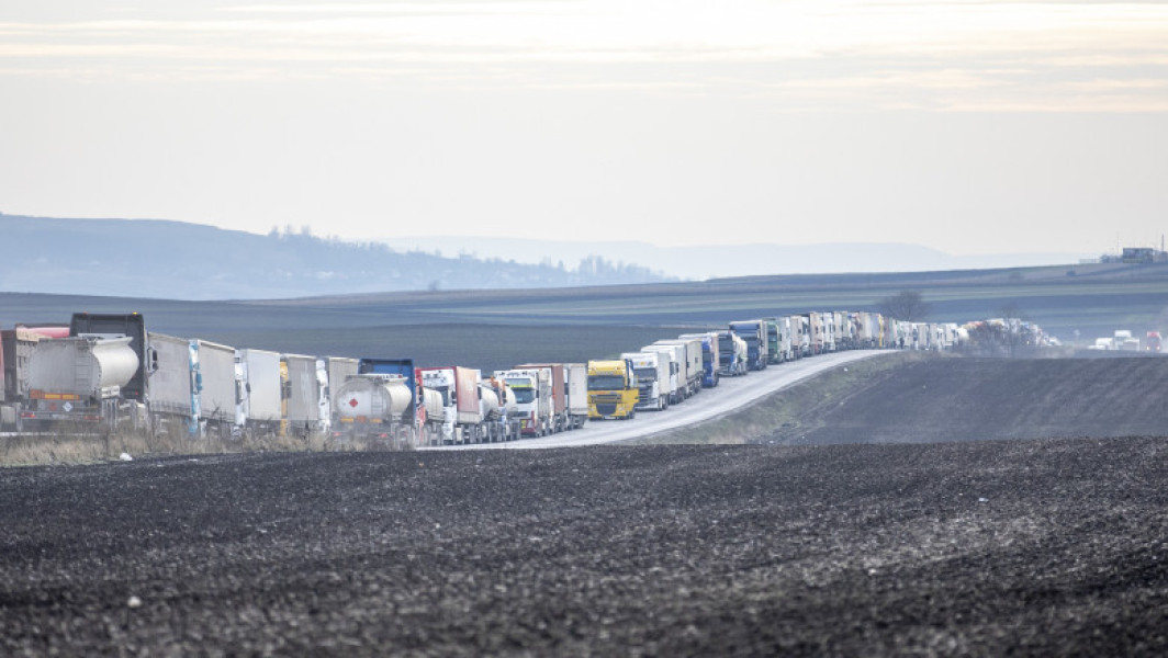 Protest în vamă din cauza fermierilor români