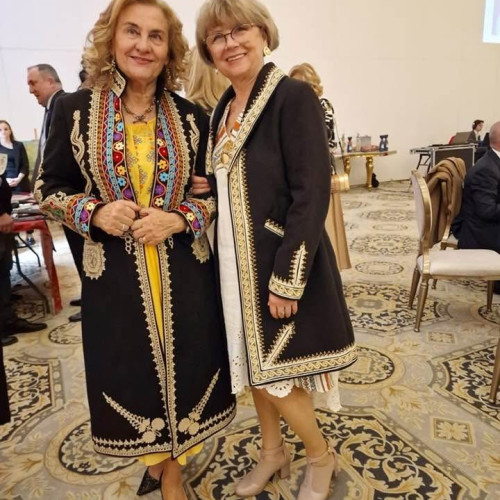 Europarlamentarul Maria Grapini promovează tradițiile românești prin artizanat
