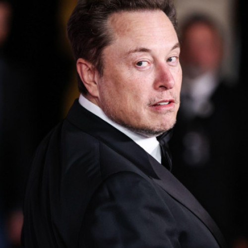 Elon Musk criticizează președintele Ucrainei, Volodimir Zelenski