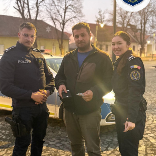 Doi agenți din IPJ Timiș au returnat un portofel pierdut
