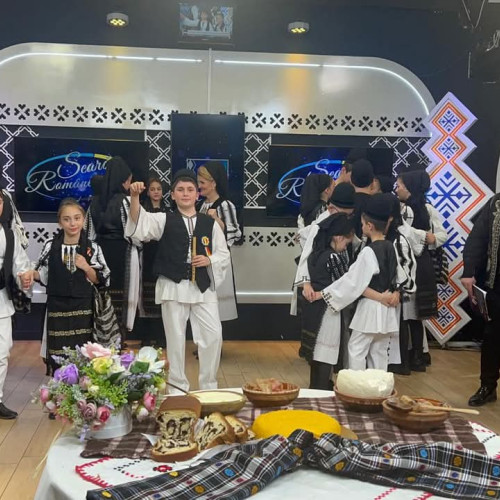 Grupul vocal &quot;Nedeia&quot; din Novaci, invitat la Etno TV