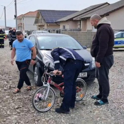 Accident grav în urma unui impact între biciclete
