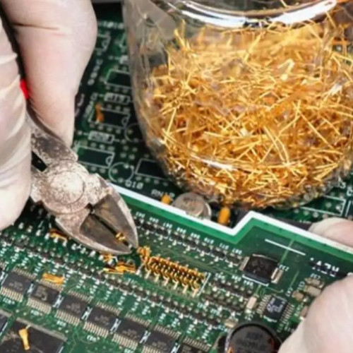 Electrocasnicele vechi pot ascunde aur prețios