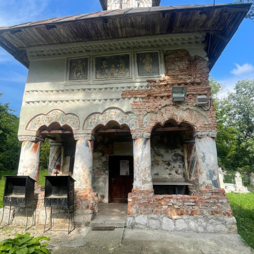 Biserica Sf. Vasile din comuna Ciuperceni beneficiază de consolidare seismică