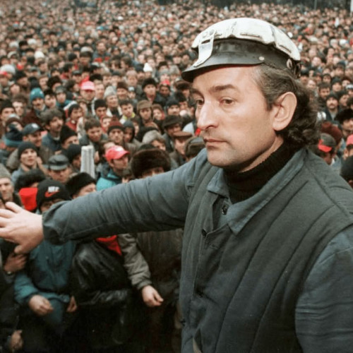 Ion Iliescu și alți lideri judecați în Dosarul &quot;Mineriada din 13-15 iunie 1990&quot;
