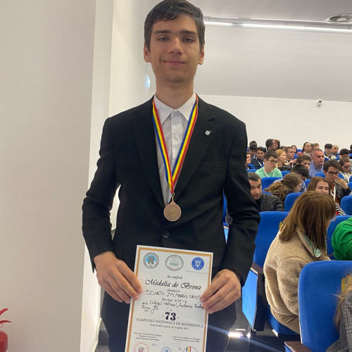 Mario Scurtu, elev olimpic din Târgu Jiu, se califică la cinci olimpiade naționale