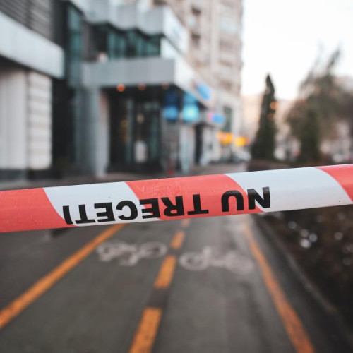 Un copil de 2 ani se prăbușește de la etajul 7 în București
