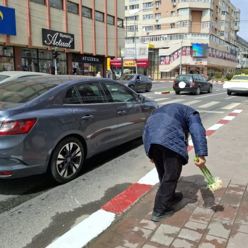 Tânără din Târgu Jiu sensibilizează sute de oameni cu un mesaj emoționant