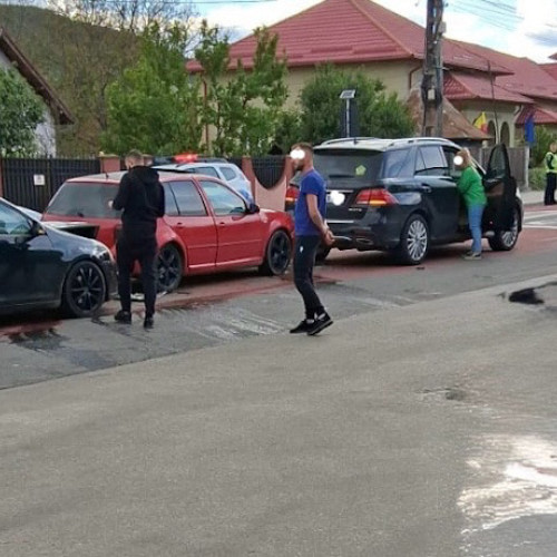 Accident rutier în lanț pe DN 64, în comuna Vladesti