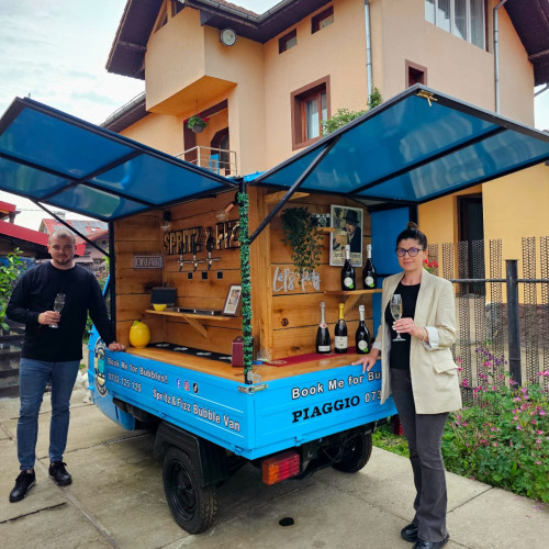 Un cuplu din Târgu Jiu aduce prosecco și eleganță în județ