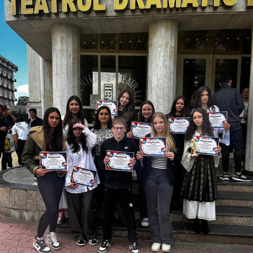 Colegiul Național &quot;Ecaterina Teodoroiu&quot; din Târgu Jiu câștigă Premiul I la Festivalul de Teatru