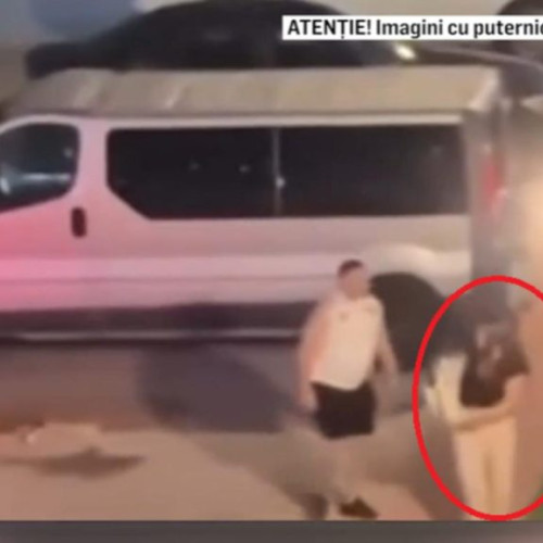 Un incident tulburător s-a petrecut aseară în cartierul din nordul Capitalei, unde o femeie a fost amenințată și urmărită de un bărbat, la scurt timp după ce o tânără de 23 de ani a fost ucisă în aceeași zonă. Potrivit sursei asingerj.ro, imaginile cu momentul în care femeia este fugarită au fost postate pe un grup intern al cartierului, declanșând reacții puternice din partea locuitorilor.