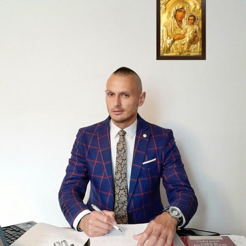 Valoarea voucherului de vacanță a fost redusă și se discută despre posibile schimbări în modul de acordare