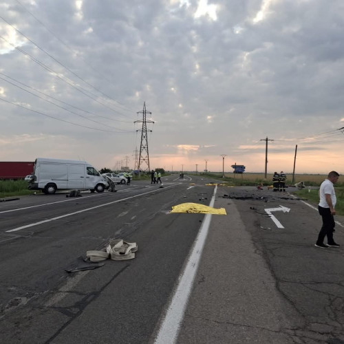 accident naucitor in faurei: un mort si mai multe victime