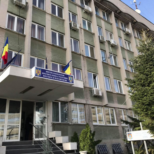 Setează siguranța copilului tău – campanie a Poliției Gorj pentru prevenirea pericolelor din mediul online