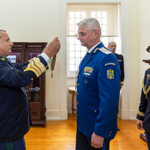 Șeful Jandarmeriei Române, decorat de Garda Republicană Portugheză