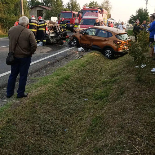 Accident GRAV și pe DN72. Sunt 4 răniți! FOTO