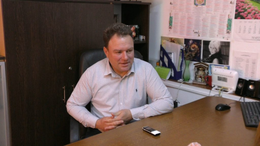 Primarul Lelești gestionează tăieri de personal și impactul asupra serviciilor