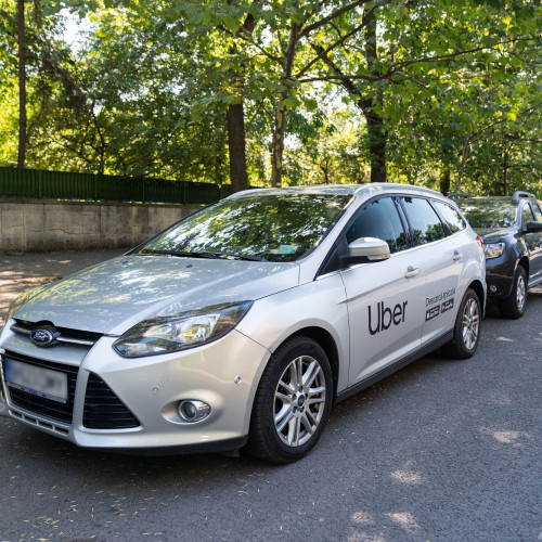 Uber se extinde în patru orașe noi din România cu oferte promoționale