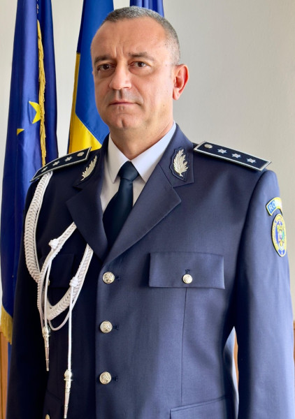 Comisarul-șef Decebal Drăghiea preia conducerea IPJ Mehedinți