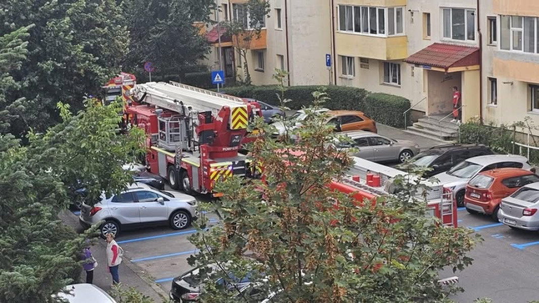 Explozie urmată de incendiu într-un apartament din Brașov
