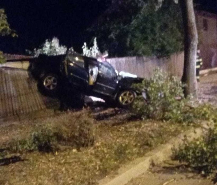 Șofer de 29 de ani a murit după ce a ieșit de pe carosabil în județul Galați