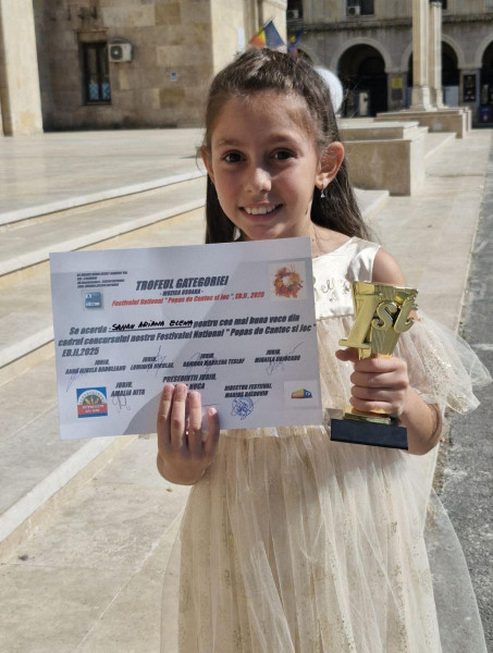Ariana Elena Sandu a câștigat trofeul Festivalului „Popas de Cântec și Joc” 2025