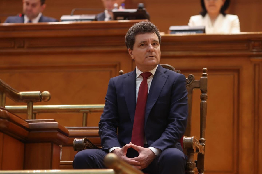 Nicuşor Dan convoacă CSAT pentru a discuta protecţia spaţiului aerian naţional