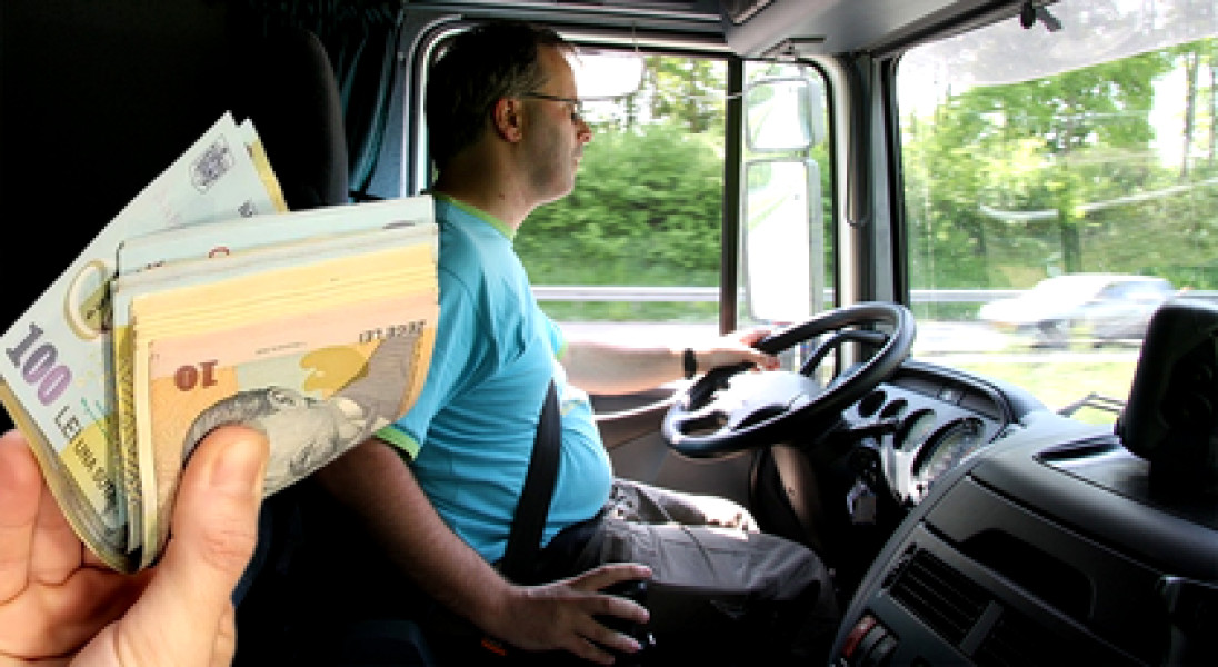 Șoferii britanici de TIR au cele mai mari salarii din Europa, de peste trei ori mai mari decât în Ungaria