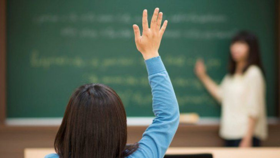 Ministerul Educației propune reducerea a peste 14.000 de posturi în învățământul preuniversitar