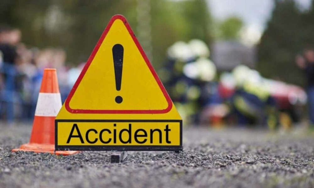 Trafic oprit pe DN 6 după un accident în județul Caraș-Severin