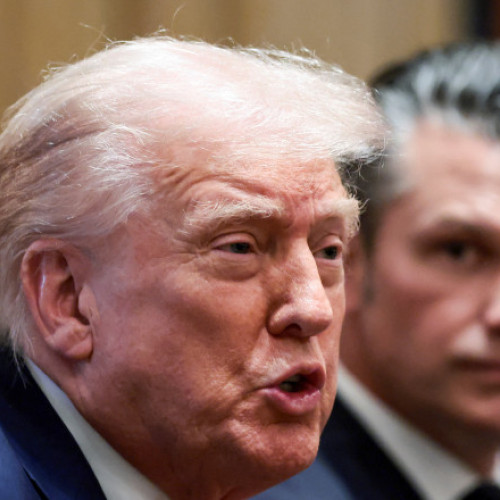 Trump ordonă plata militarilor în timpul blocajului guvernamental prin redirecționarea fondurilor