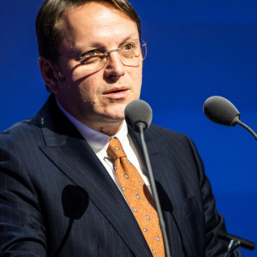 Ursula von der Leyen discută cu comisarul ungar despre suspiciunile de spionaj în instituțiile UE