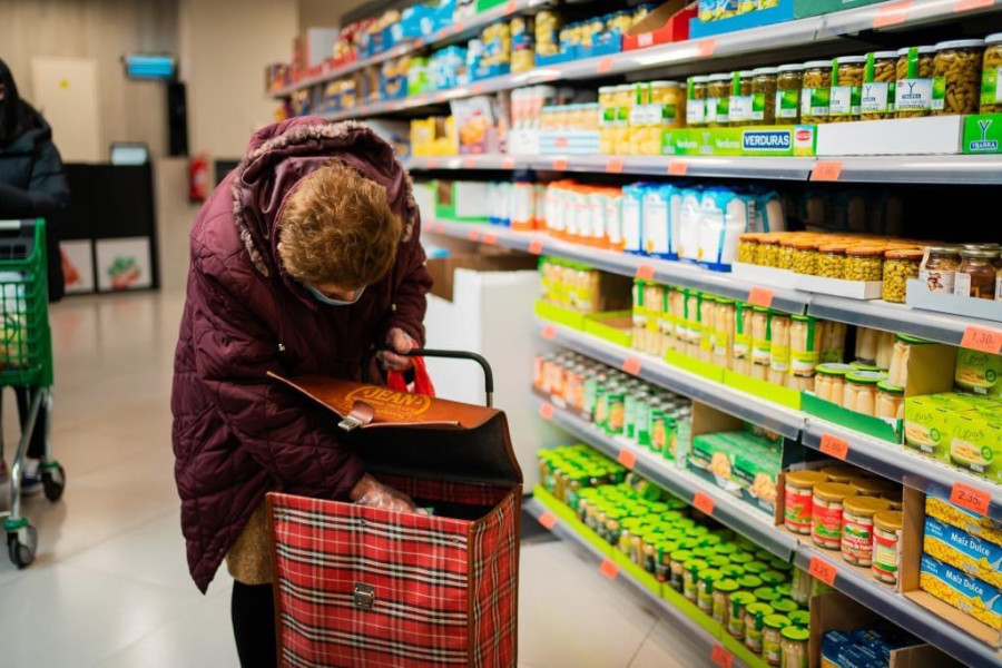Alerta sanitară pentru fasolea cu cârnați de la Caroli Food Group