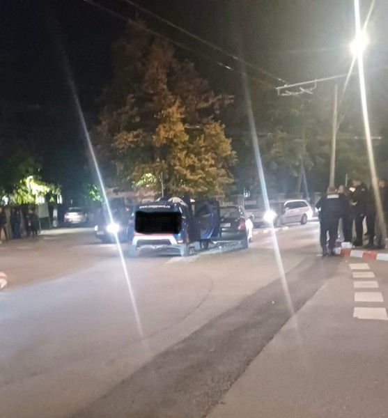 Accident grav în giratoriul din Târgu Jiu lângă Colegiul Național Spiru Haret