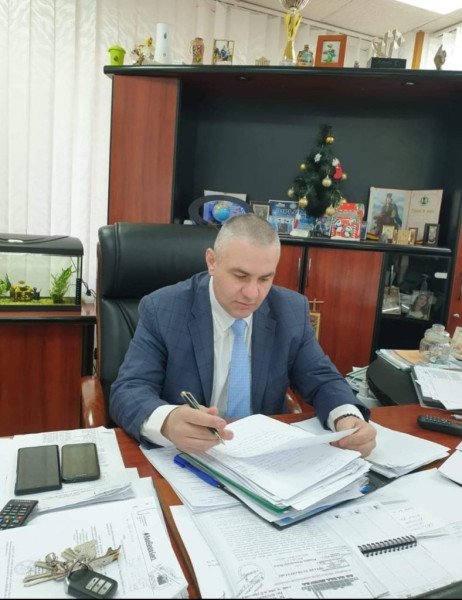 Primarul Motrului cere fonduri pentru încălzire și amenință cu închiderea școlilor
