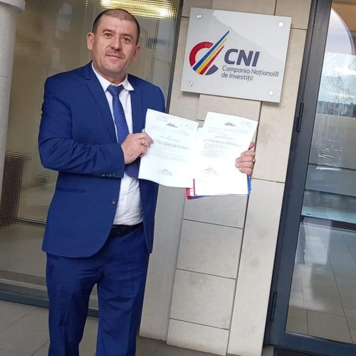 Primarul din Săcelu reduce costurile cu transportul elevilor și funcționarilor
