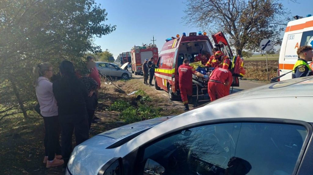 Trei persoane rănite în urma unui accident grav la ieșirea din Greaca spre Giurgiu
