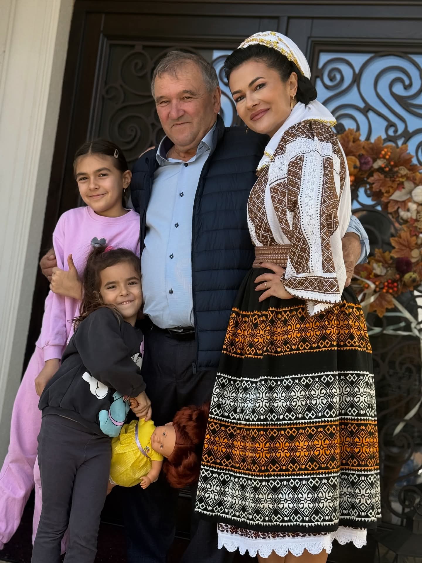 Olguța Berbec îi aduce un omagiu tatălui său de ziua lui de naștere