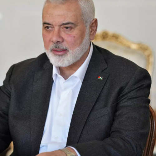 Trei fii și doi nepoți ai liderului Hamas, uciși de bombardament israelian. Reacția lui Ismail Haniyeh