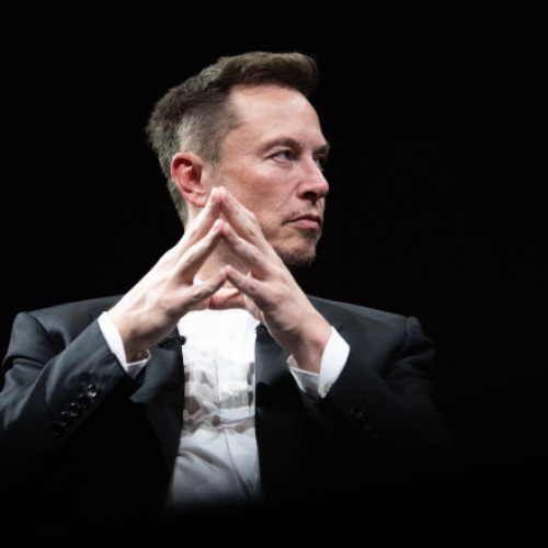 Elon Musk prezice că AI-ul suprauman va depăși inteligența omului anul viitor