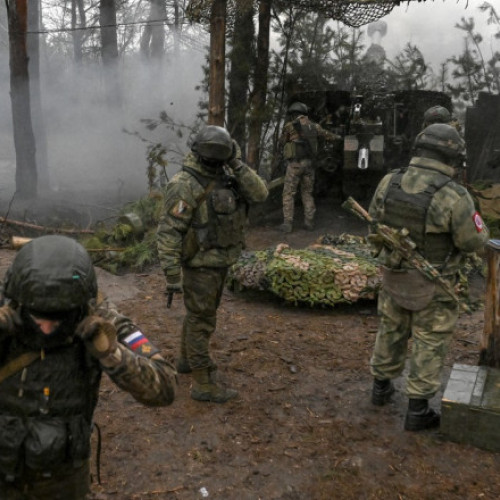 Rusia bombardează masiv căile ferate din Ucraina pentru a bloca ajutorul Occidentului: „Pregătește o ofensivă de amploare”