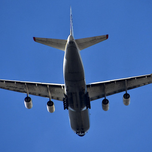 Una femeie de 101 de ani este considerată un copil atunci când călătorește cu avionul
