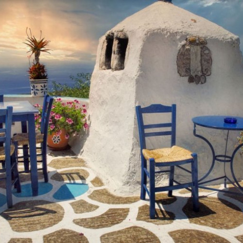 Restaurant faimos din Mykonos, acuzat de turiști pentru prețuri absurde